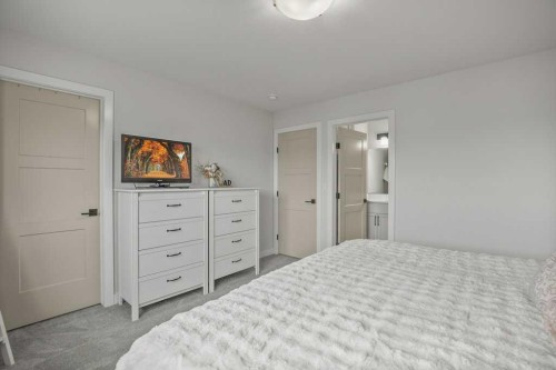 14 Thayer Close, Red Deer, AB - Indoor Photo Showing Bedroom