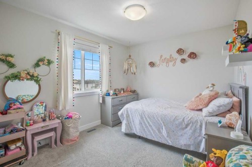14 Thayer Close, Red Deer, AB - Indoor Photo Showing Bedroom
