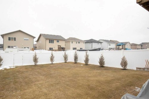 14 Thayer Close, Red Deer, AB - Outdoor
