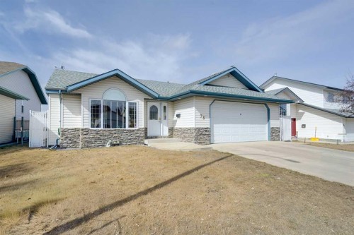 76 Reichley Street  Red Deer, AB T4P 3S3