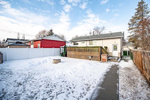 5903 56 Avenue, Red Deer, AB - Outdoor