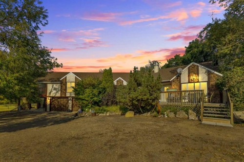 431028 Range Road 255  Rural Ponoka County, AB T4J 1S4