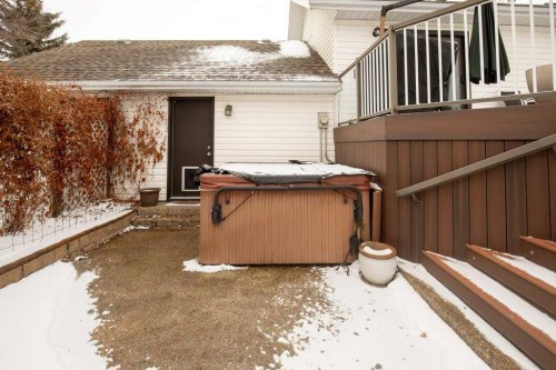 45 Ravenscrag Crescent, Norglenwold, AB - Outdoor With Exterior