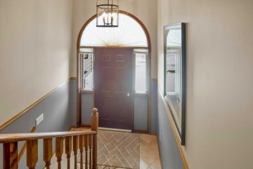 45 Ravenscrag Crescent, Norglenwold, AB - Indoor Photo Showing Other Room