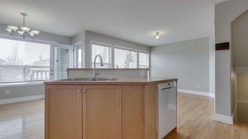 14 Arnold Close, Red Deer, AB - Indoor Photo Showing Kitchen With Double Sink