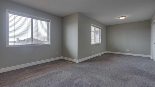 14 Arnold Close, Red Deer, AB - Indoor Photo Showing Other Room