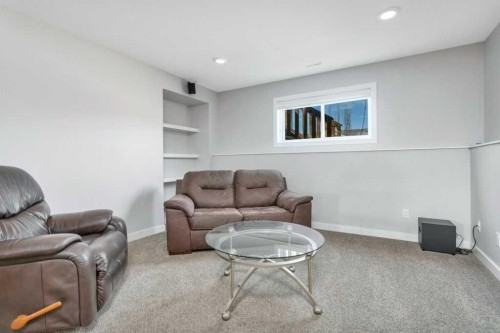 14 Cascade Street, Blackfalds, AB - Indoor Photo Showing Other Room