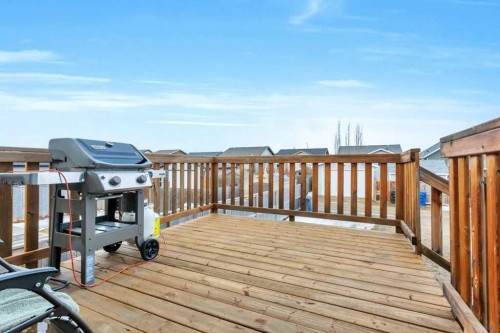 14 Cascade Street, Blackfalds, AB - Outdoor With Exterior