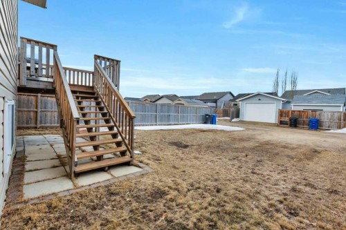 14 Cascade Street, Blackfalds, AB - Outdoor