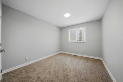 70 Palmer Circle, Blackfalds, AB - Indoor Photo Showing Other Room