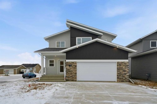 70 Palmer Circle, Blackfalds, AB - Outdoor