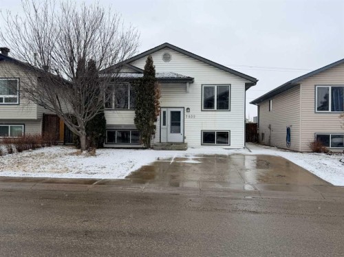 7532 59 Avenue  Red Deer, AB T4P 3Y8