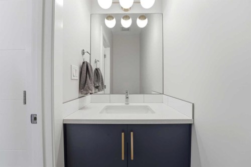 44 Evergreen Way, Red Deer, AB - Indoor Photo Showing Bathroom