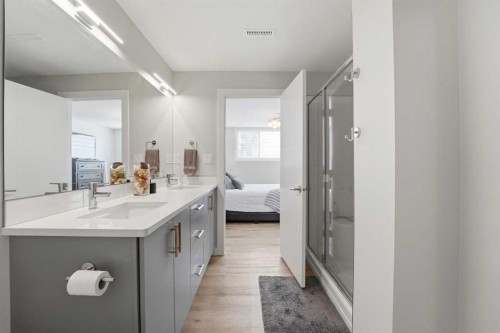 44 Evergreen Way, Red Deer, AB - Indoor Photo Showing Bathroom