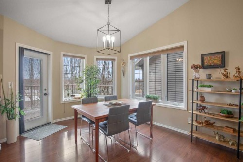 45 Emily Crescent, Lacombe, AB - Indoor Photo Showing Dining Room