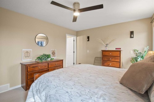 45 Emily Crescent, Lacombe, AB - Indoor Photo Showing Bedroom