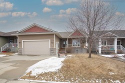 45 Emily Crescent  Lacombe, AB T4L 0C8