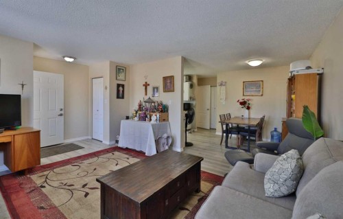 6403A 49 Avenue, Camrose, AB - Indoor Photo Showing Living Room