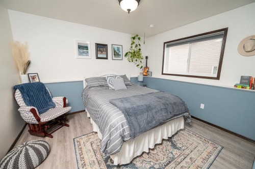 22 Sparrow Close, Blackfalds, AB - Indoor Photo Showing Bedroom