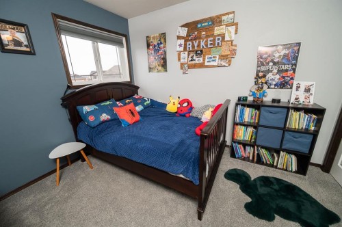 22 Sparrow Close, Blackfalds, AB - Indoor Photo Showing Bedroom