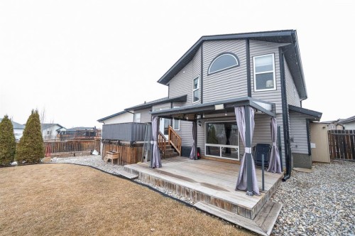 22 Sparrow Close, Blackfalds, AB - Outdoor