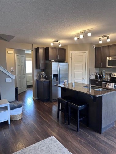6 Van Slyke Way, Red Deer, AB - Indoor Photo Showing Kitchen With Double Sink