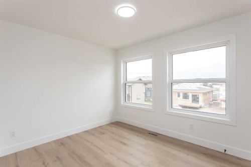 17 Thatcher Avenue, Red Deer, AB - Indoor Photo Showing Other Room