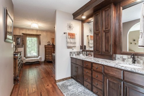 38212 Range Road 252, Rural Lacombe County, AB - Indoor Photo Showing Bathroom