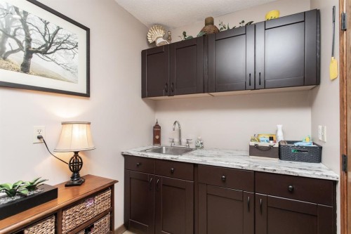 38212 Range Road 252, Rural Lacombe County, AB - Indoor