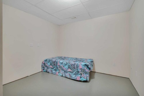 6 Jenkins Drive, Red Deer, AB - Indoor Photo Showing Other Room