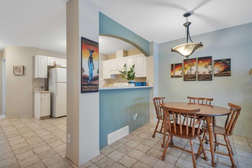 6 Jenkins Drive, Red Deer, AB - Indoor Photo Showing Dining Room