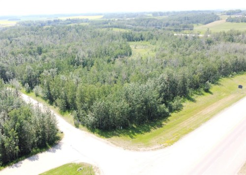 5650 Lakeside Way, Innisfail, AB 