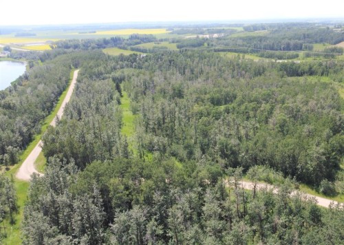 5650 Lakeside Way, Innisfail, AB 