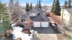 49 Coventry Lane Lacombe, AB T4L 1T3