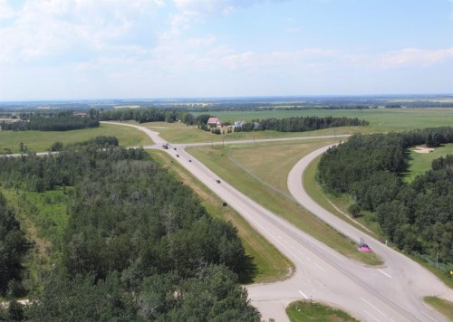 5645 Lakeside Way, Innisfail, AB 
