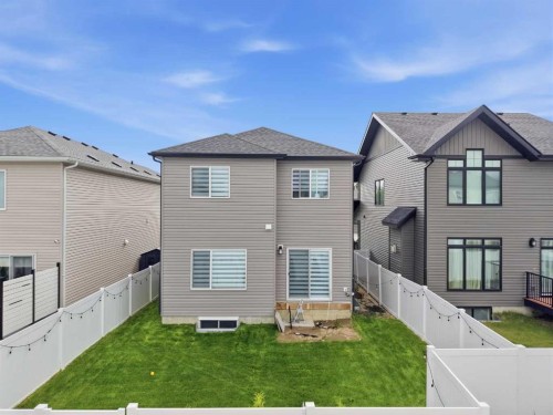 124 Emerald Drive, Red Deer, AB 