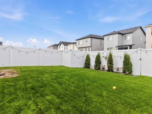 124 Emerald Drive, Red Deer, AB 