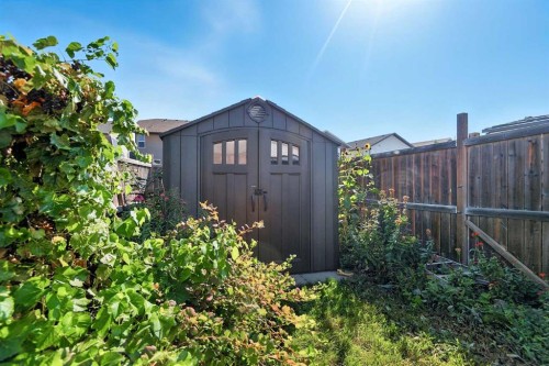 140 Lanterman Close, Red Deer, AB - Outdoor