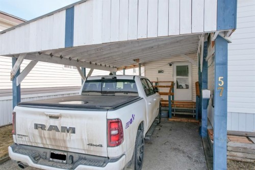 57-4202 45 Street, Wetaskiwin, AB 