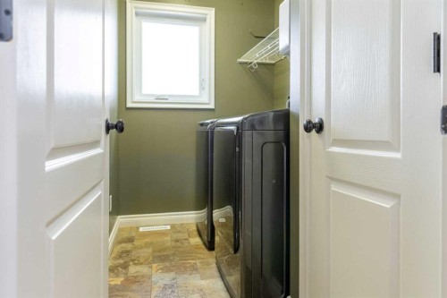 35 Kemp Avenue, Red Deer, AB - Indoor