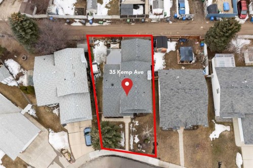 35 Kemp Avenue, Red Deer, AB - 