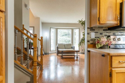 35 Kemp Avenue, Red Deer, AB - Indoor Photo Showing Other Room