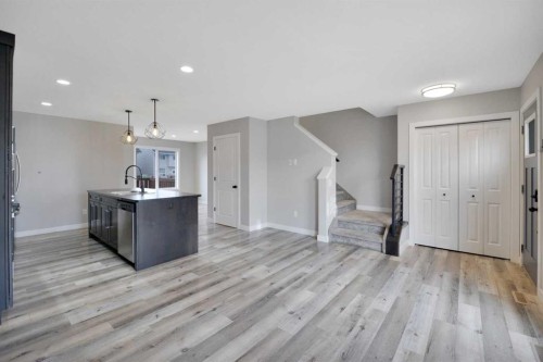 15 Iron Gate Boulevard, Sylvan Lake, AB - Indoor