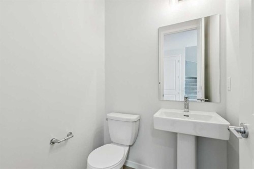 38 Annette Green Nw, Calgary, AB - Indoor Photo Showing Bathroom