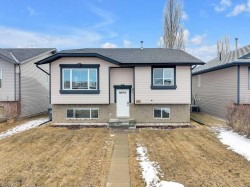 4848 56 Avenue  Innisfail, AB T4G 1Y7
