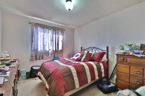 6403B 49 Avenue, Camrose, AB - Indoor Photo Showing Bedroom