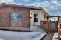 6403B 49 Avenue Camrose, AB T4V 0P6