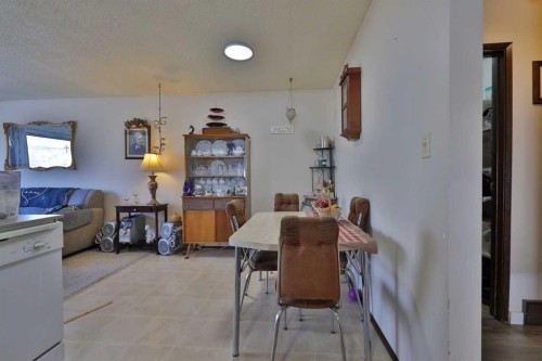 6403B 49 Avenue, Camrose, AB - Indoor Photo Showing Other Room