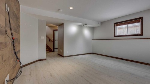 42 Eastpointe, Blackfalds, AB - Indoor Photo Showing Other Room