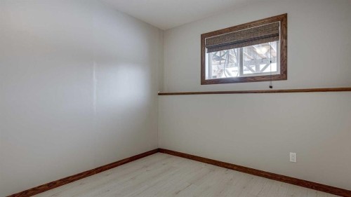 42 Eastpointe, Blackfalds, AB - Indoor Photo Showing Other Room